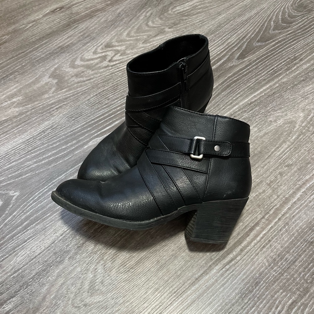 AE Ankle Boots